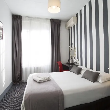 Hotel Raymond 4 Toulouse-3